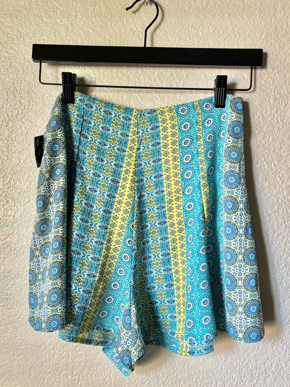 The Devin Shorts - Picture 4 of 5